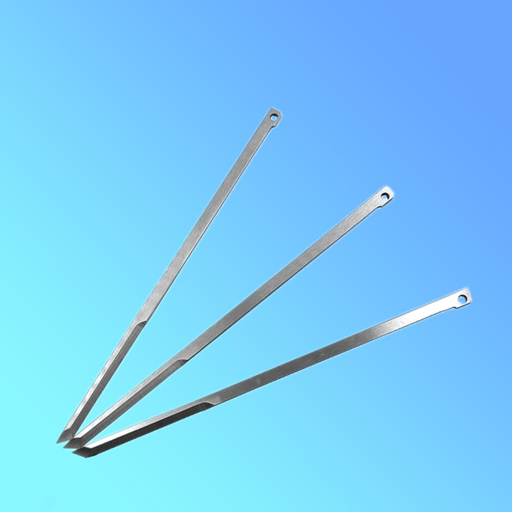 Lama tagliata in pelle